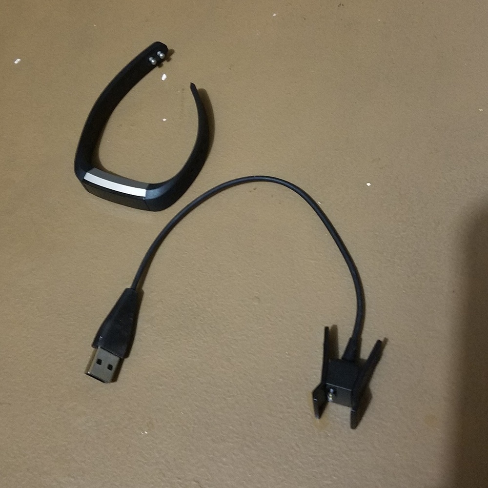 Fitbit Alta - image 4